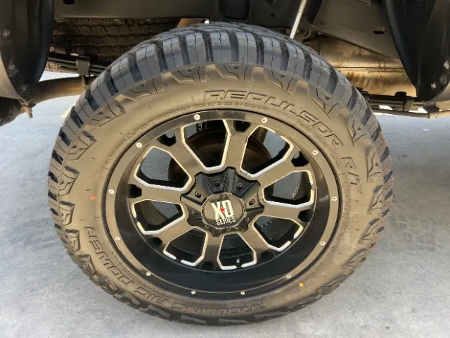 Toyota Tacoma photo 15
