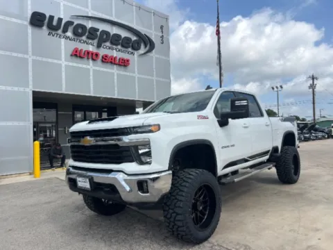 Photos of 2024 Chevrolet Silverado 2500 HD 4WD Crew Cab Standard Bed LT for sale in San Antonio, TX at Eurospeed International Corp