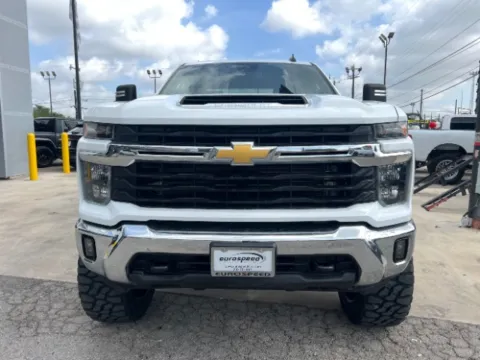 Another view of 2024 Chevrolet Silverado 2500 HD 4WD Crew Cab Standard Bed LT for sale in San Antonio, TX at Eurospeed International Corp