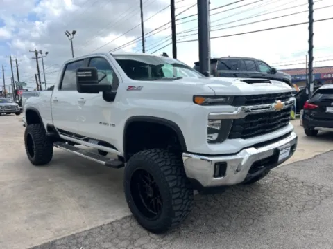 More photos of 2024 Chevrolet Silverado 2500 HD 4WD Crew Cab Standard Bed LT at Eurospeed International Corp, TX