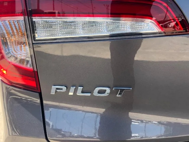 Honda Pilot photo 14