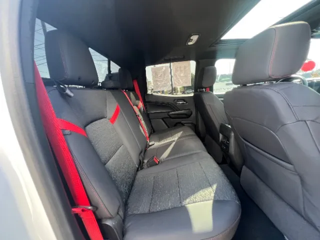 Chevrolet Colorado photo 26
