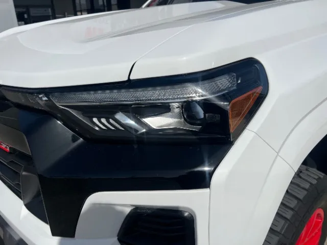 Chevrolet Colorado photo 23