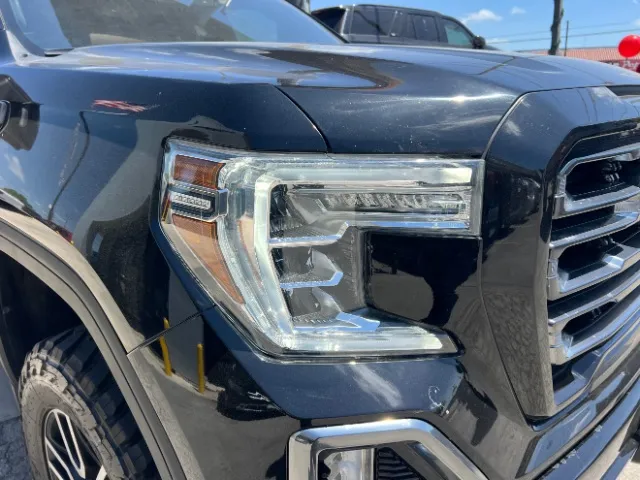 GMC Sierra photo 14