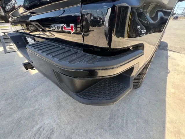 GMC Sierra photo 25