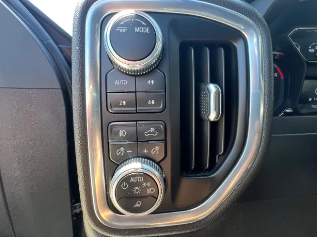 GMC Sierra photo 34