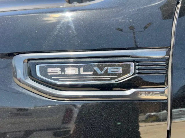 GMC Sierra photo 19