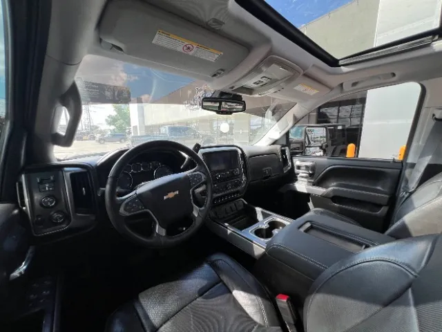 Chevrolet Silverado photo 20
