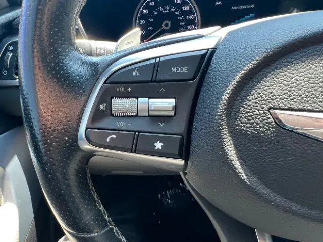 Genesis G70 photo 28