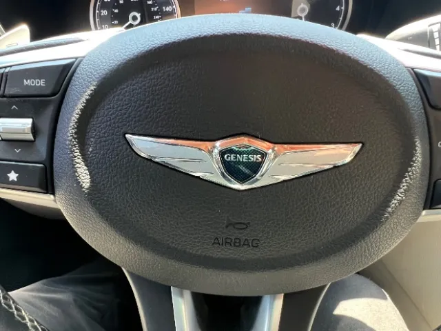 Genesis G70 photo 27