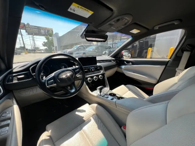 Genesis G70 photo 16