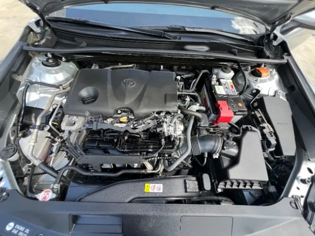 Toyota Camry photo 19