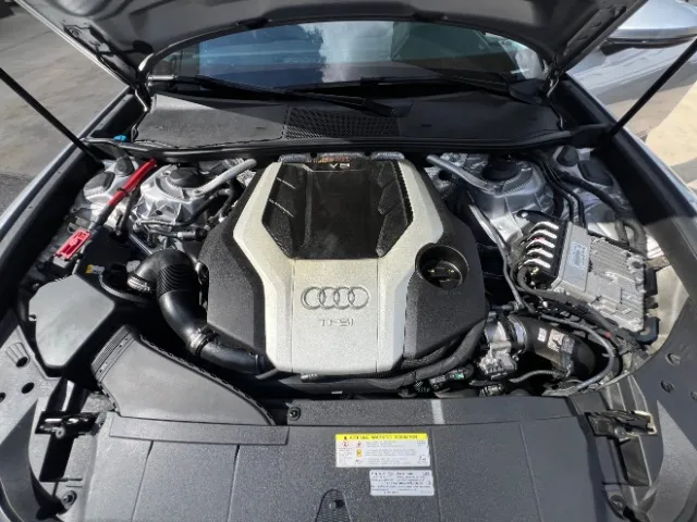 Audi A6 photo 21