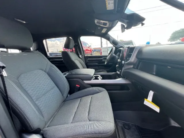 Ram 1500 photo 12