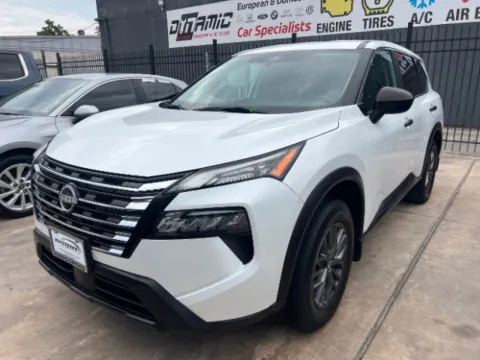 White 2024 Nissan Rogue S FWD for sale in San Antonio, TX