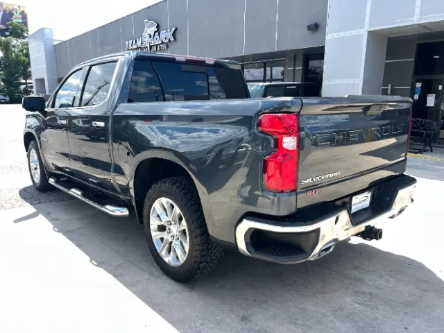Chevrolet Silverado photo 8
