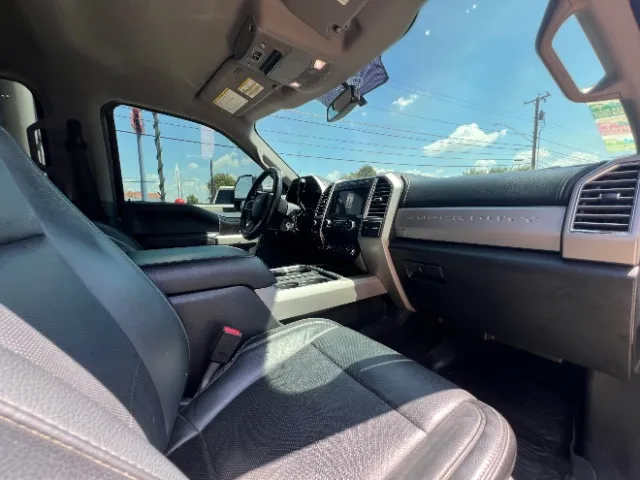 Ford F-250 photo 18