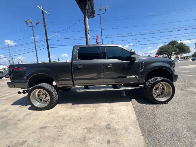 Ford F-250 photo 5