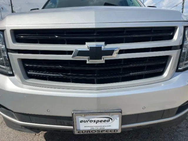 Chevrolet Tahoe photo 10