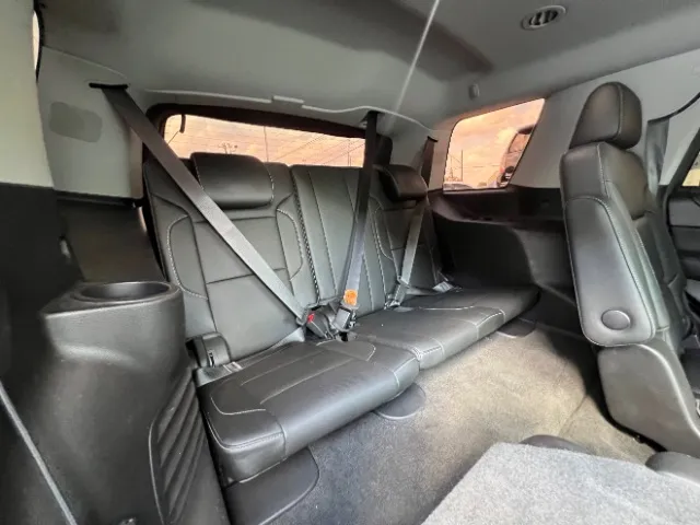 Chevrolet Tahoe photo 13