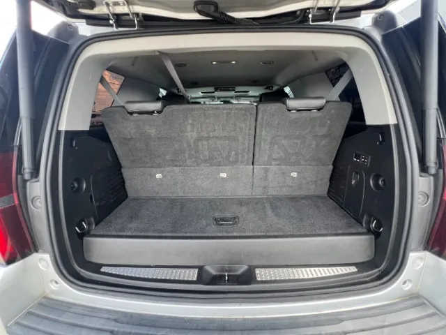 Chevrolet Tahoe photo 12