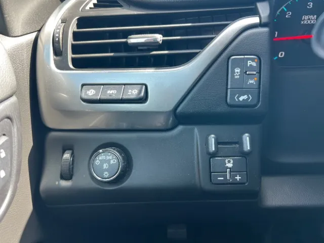 Chevrolet Tahoe photo 29