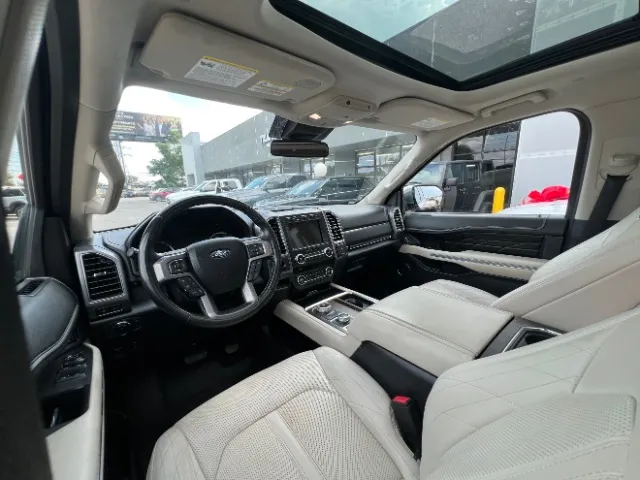 Ford Expedition photo 24