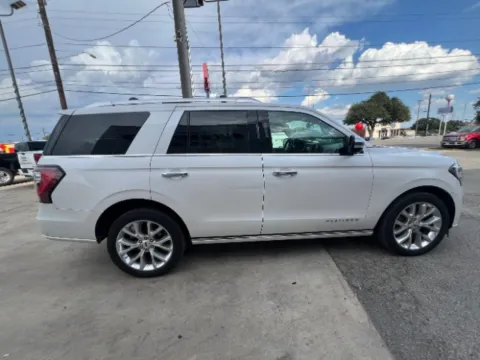 Photos of 2018 Ford Expedition Platinum for sale in San Antonio, TX at Eurospeed International Corp