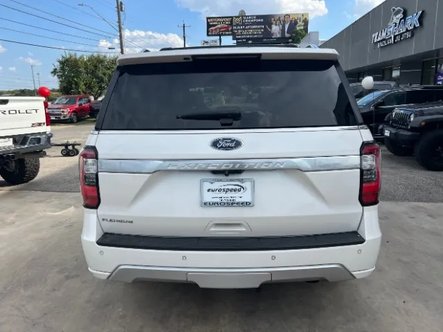 Ford Expedition photo 7
