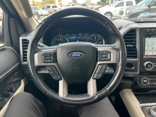 Ford Expedition photo 39