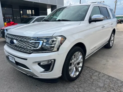 White 2018 Ford Expedition Platinum for sale in San Antonio, TX