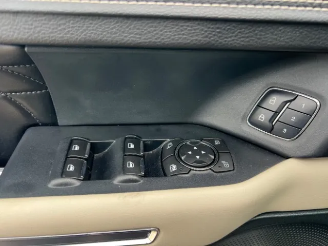 Ford Expedition photo 28