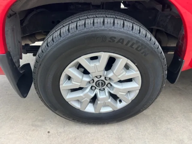 Nissan Frontier photo 15