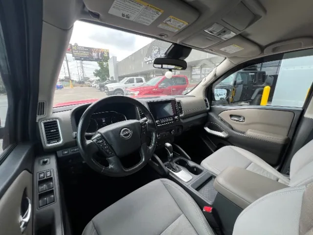 Nissan Frontier photo 23