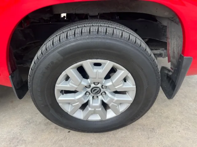 Nissan Frontier photo 14