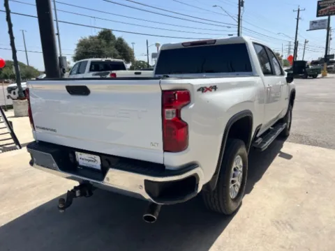 Another view of 2020 Chevrolet Silverado 2500 HD 4WD LT for sale in San Antonio, TX at Eurospeed International Corp