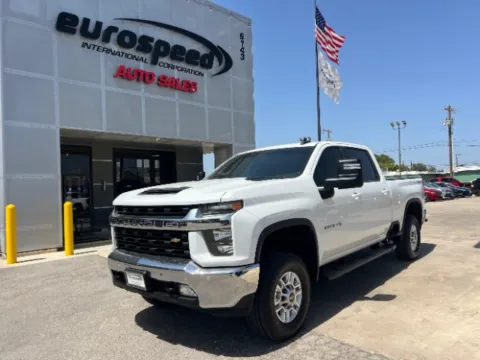 Photos of 2020 Chevrolet Silverado 2500 HD 4WD LT for sale in San Antonio, TX at Eurospeed International Corp