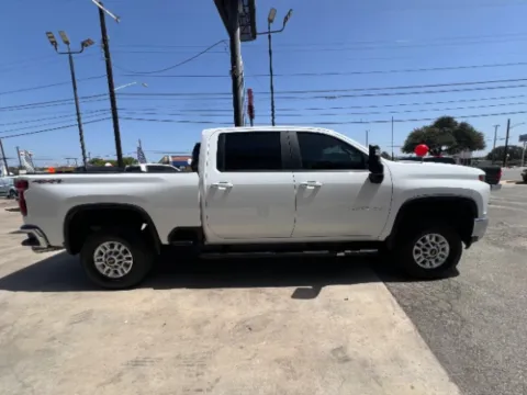 More photos of 2020 Chevrolet Silverado 2500 HD 4WD LT at Eurospeed International Corp, TX