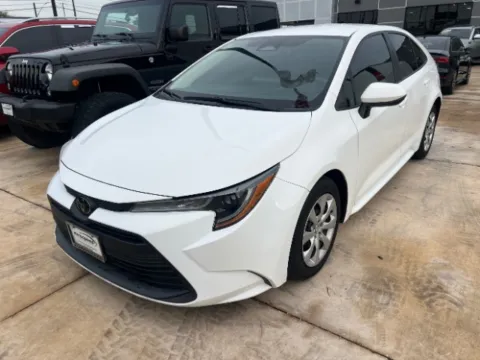 White 2023 Toyota Corolla LE for sale in San Antonio, TX