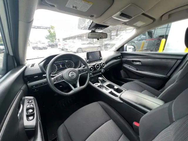 Nissan Sentra photo 15