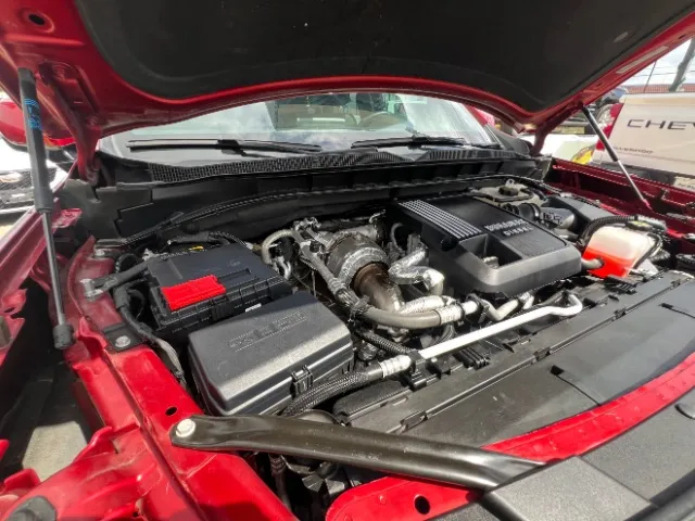 Chevrolet Suburban photo 25