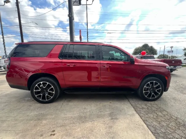 Chevrolet Suburban photo 5