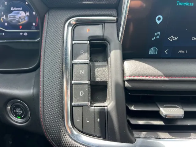 Chevrolet Suburban photo 28