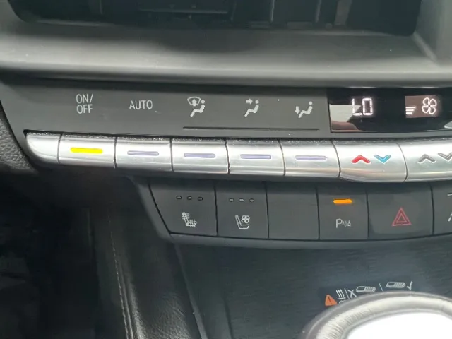 Cadillac CT4 photo 17