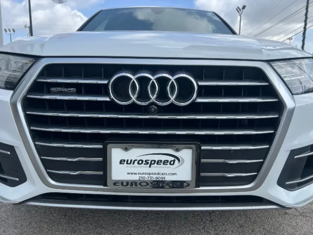 Audi Q7 photo 16