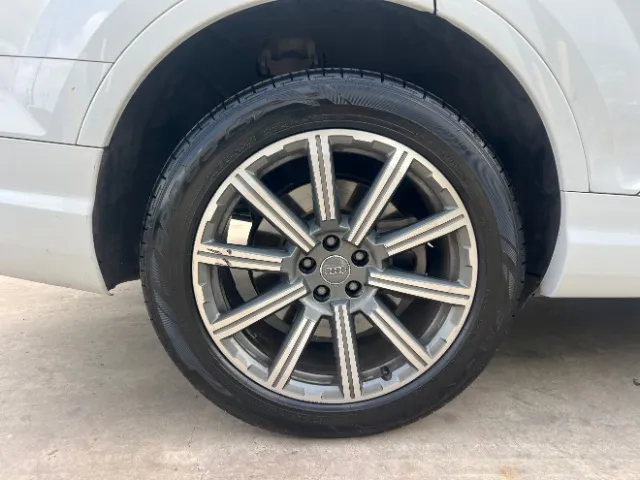 Audi Q7 photo 15