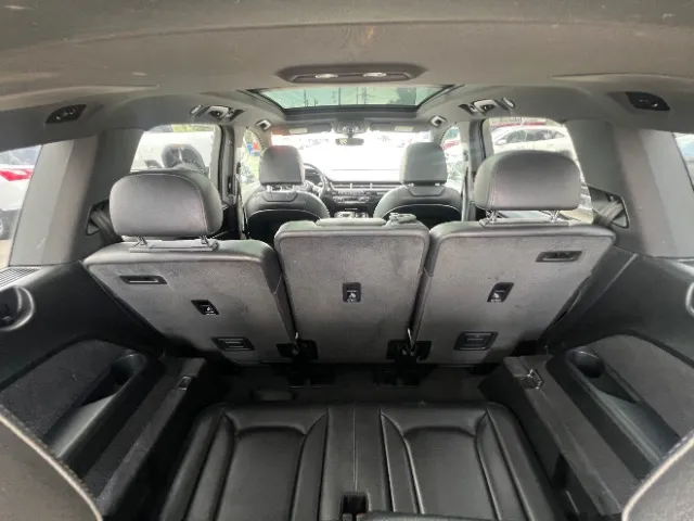 Audi Q7 photo 30