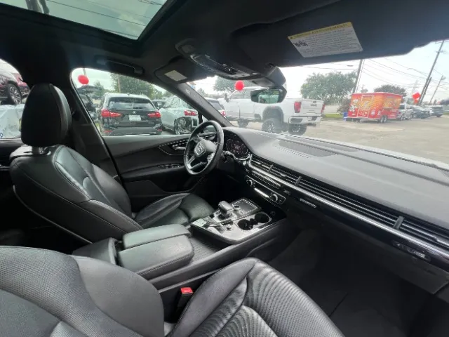 Audi Q7 photo 26