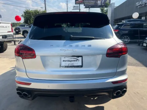 More photos of 2018 Porsche Cayena S at Eurospeed International Corp, TX