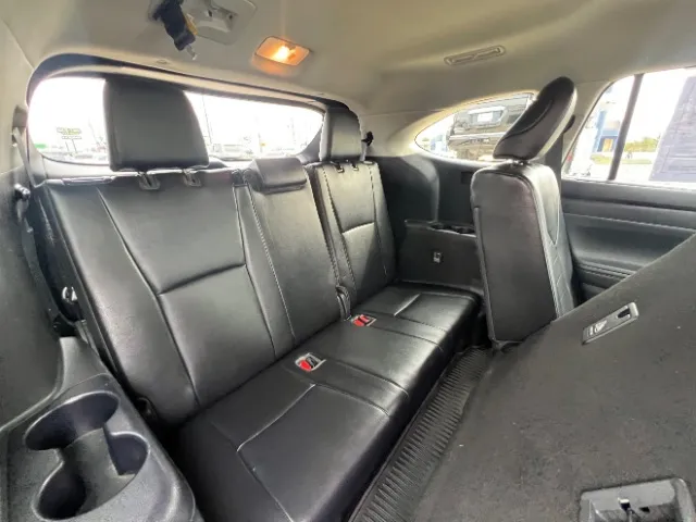 Toyota Highlander photo 13